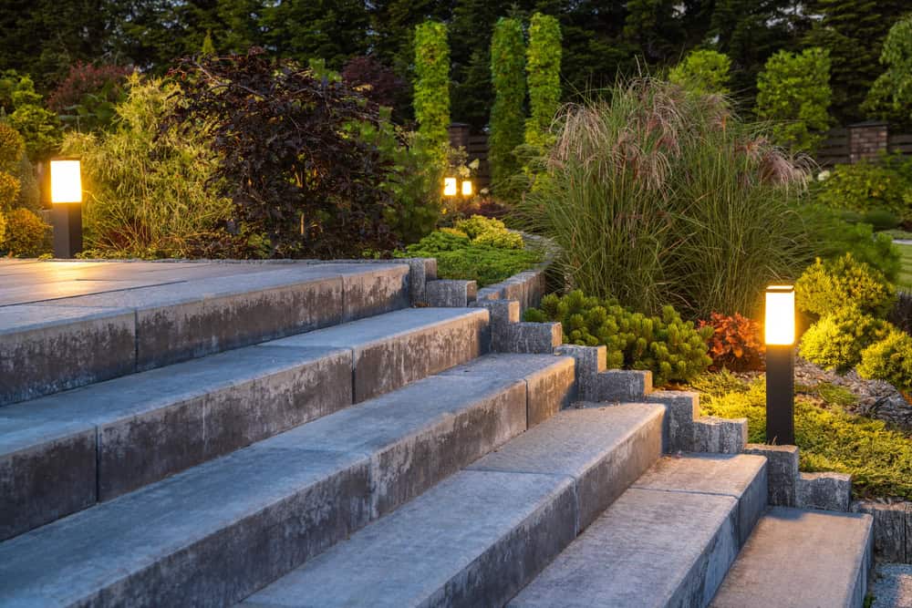 conroys-lawn-landscaping-stone-borders-retaining-walls-patios-keller-tx-photo1